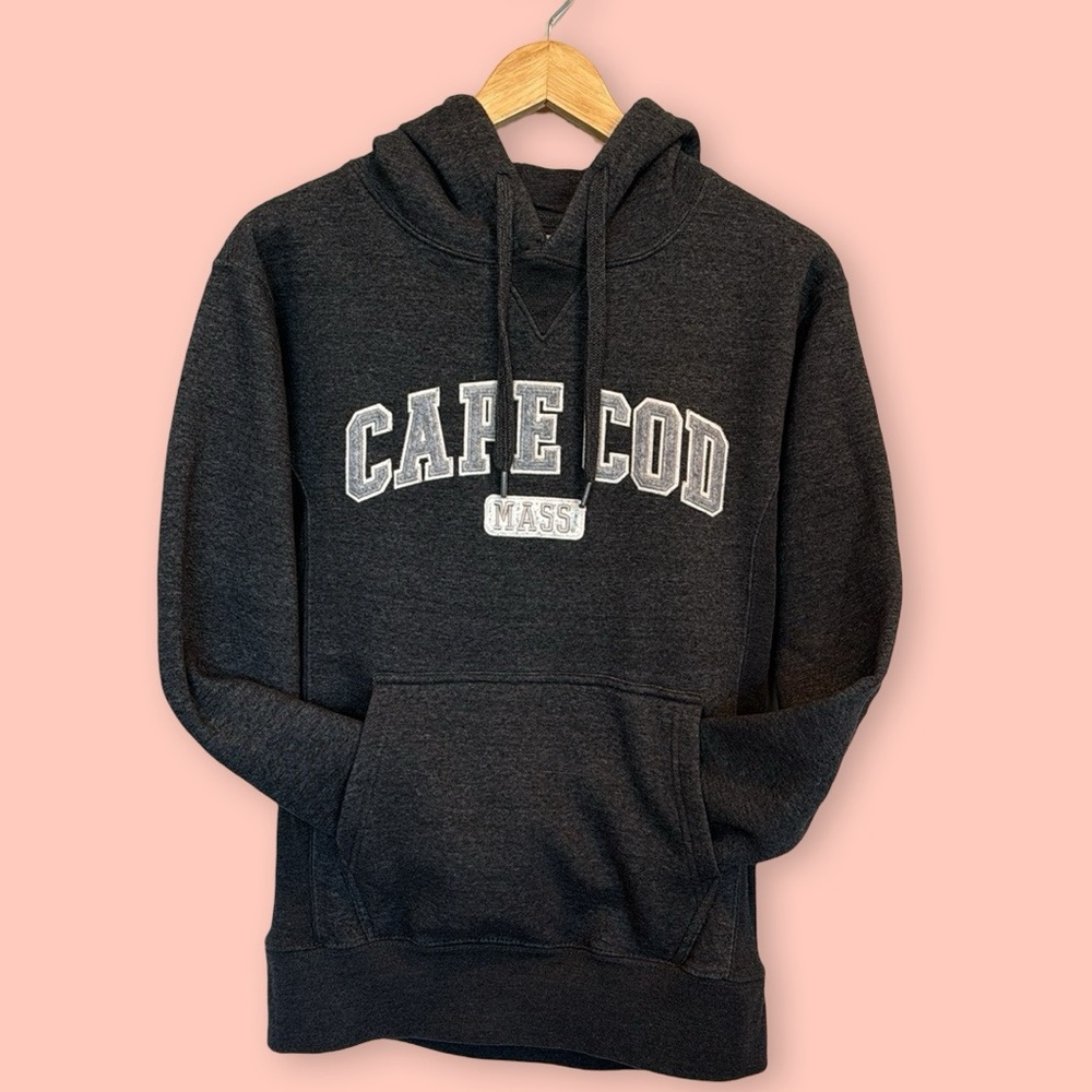Cuffy’s Cape Cod Massachusetts Grey Sweatshirt Men’s Small Unisex NWOT